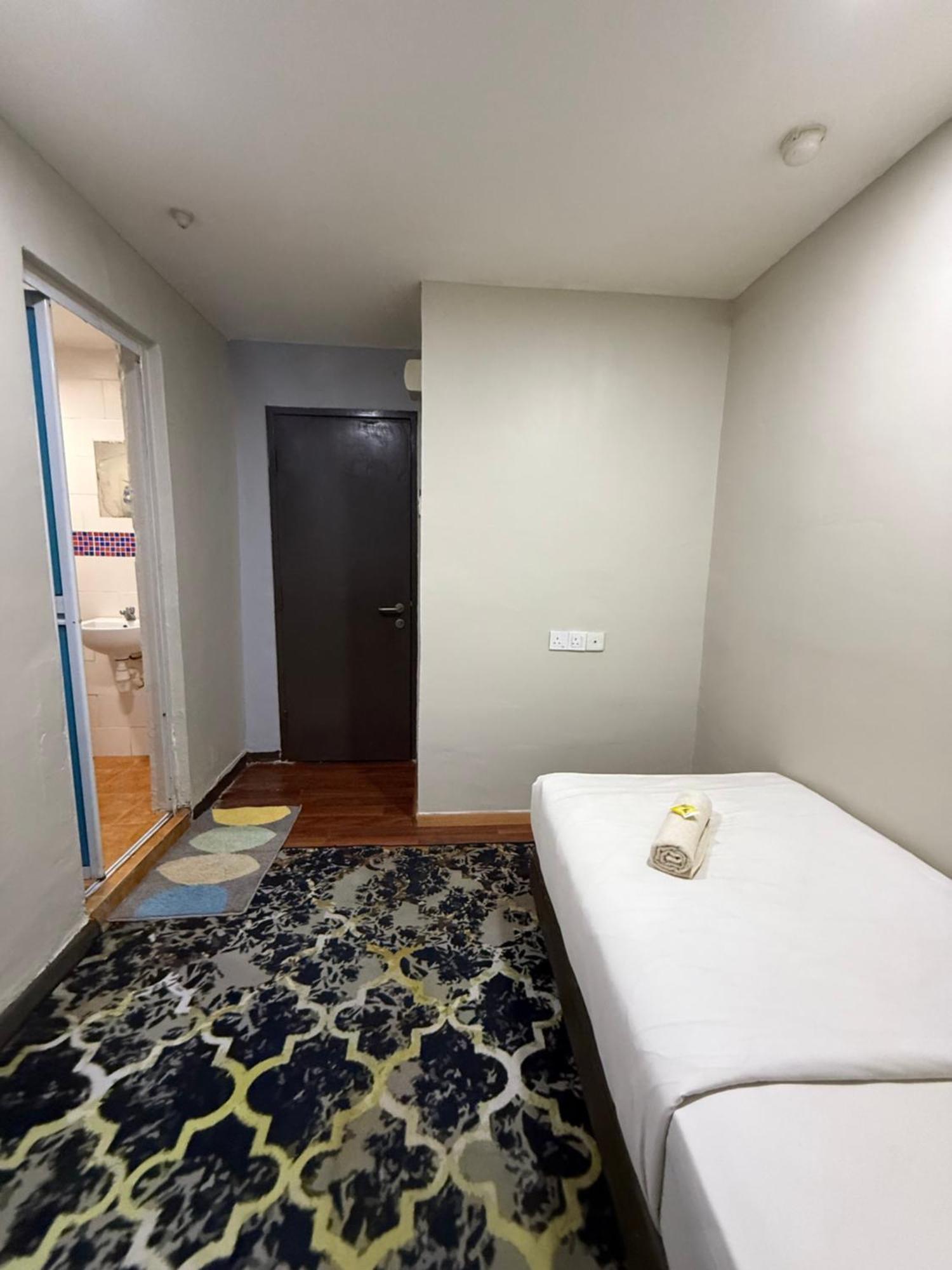 1st inn hotel subang Subang Jaya Eksteriør billede